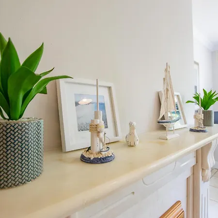66 - Large Townhouse By Shortstays - Sleeps 6 - Parking Nyaraló Galway