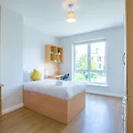 66 - Large Townhouse By Shortstays - Sleeps 6 - Parking *