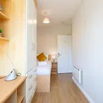 Holiday home 66 - Large Townhouse By Shortstays - Sleeps 6 - Parking Galway